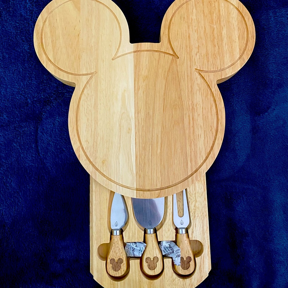 Brand new. Mickey Mouse cheese board.